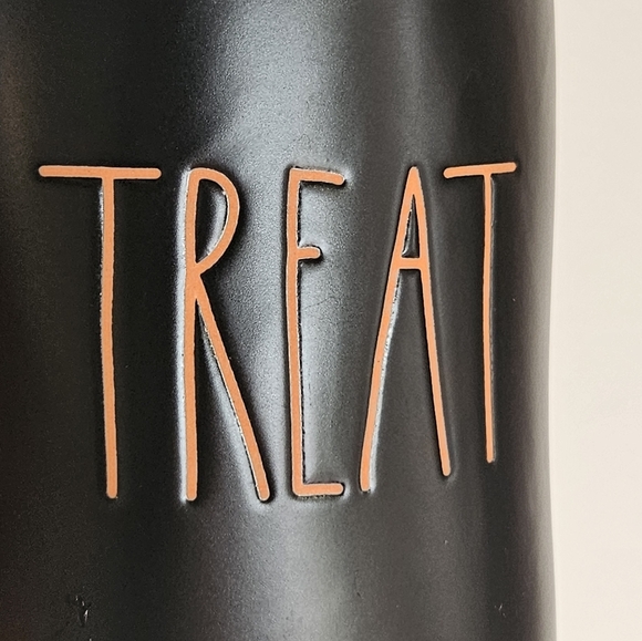 Rae Dunn Trick-or-Treat Ceramic Mug - Picture 9 of 9